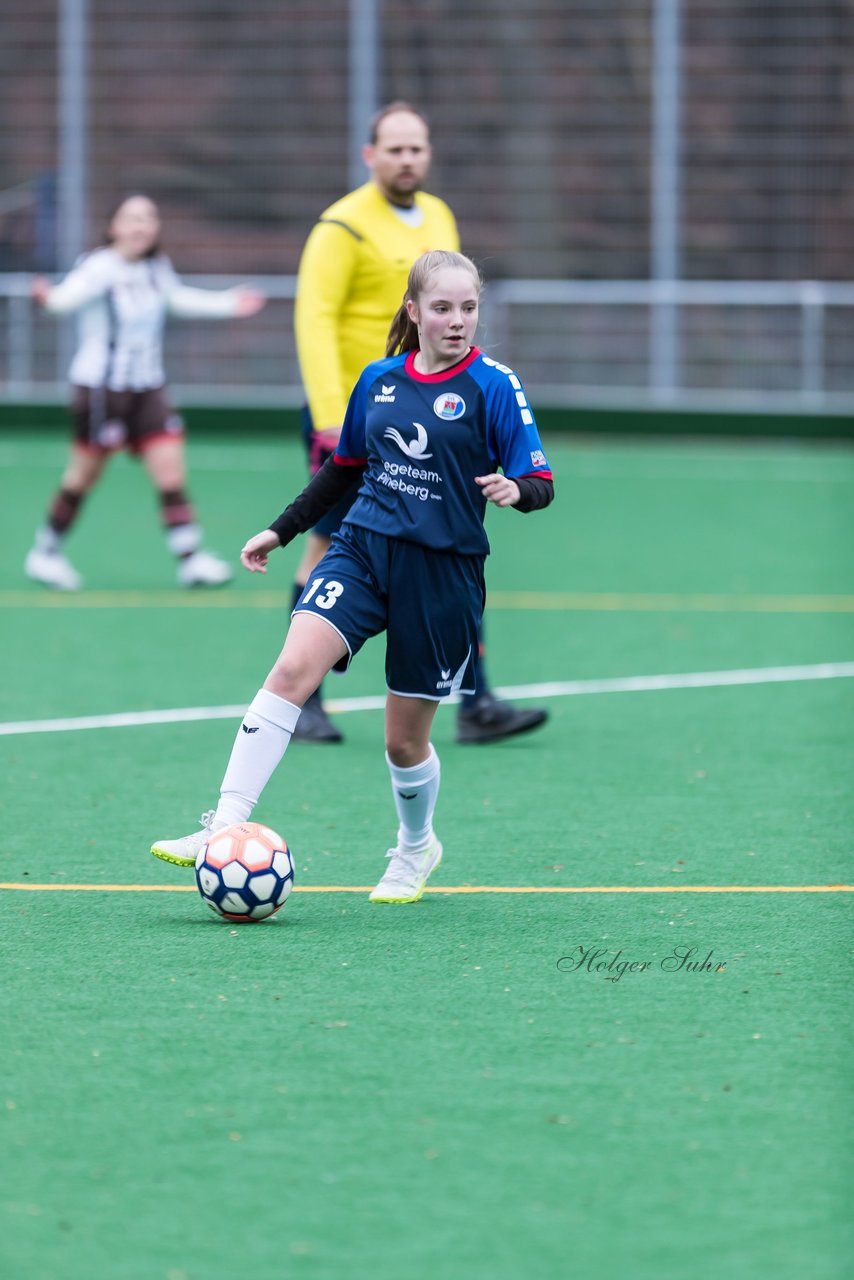 Bild 167 - wBJ VfL Pinneberg - St. Pauli : Ergebnis: 7:0 (Abbruch)